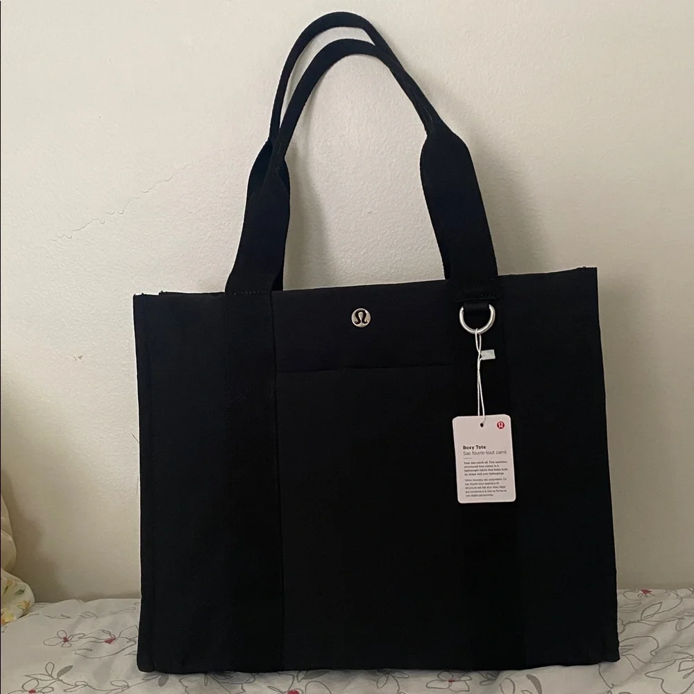 NWT Lululemon Boxy Tote 10L - Picture 1 of 1